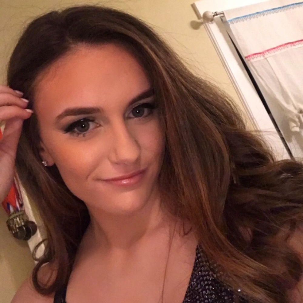 Meet your Posher, Rose